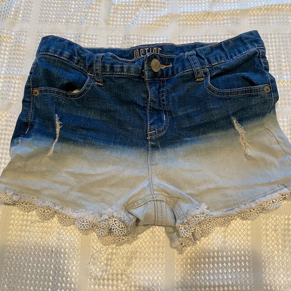 Used Justice ombré lace and frayed end jean short
